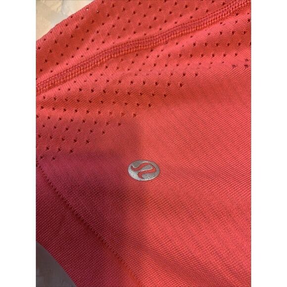 Lululemon Womens Solid Hot Pink Crop Crew Neck Light Weight Tank Top 2 Xs - Picture 4 of 4